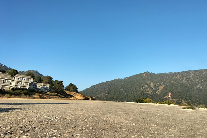 बैतडीको हवाई सेवा एक महिनादेखि बन्द